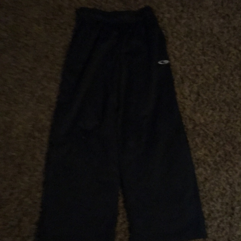 Black sweatpants